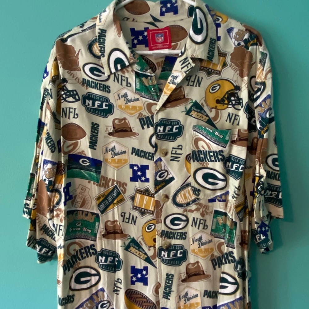 Green Bay Packers Ultimate Super-Fan Game Day Short Adult Size L
